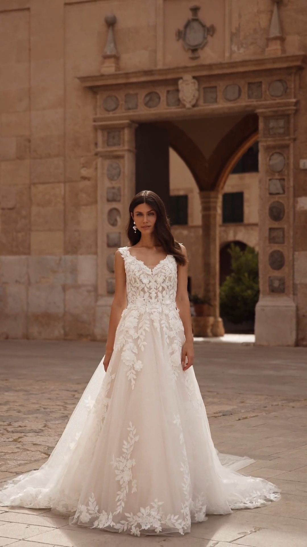 Portrait neckline lace ball gown wedding dress with 3D floral leaf lace and detachable Watteau train